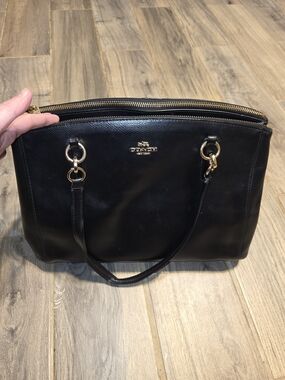 Coach Christie Carryall In Black